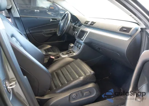 2006 Volkswagen Passat 3.6 from USA, damaged, VIN WVWDU73C16P152339